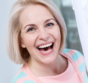 5 THINGS YOU NEED TO KNOW ABOUT DENTURES