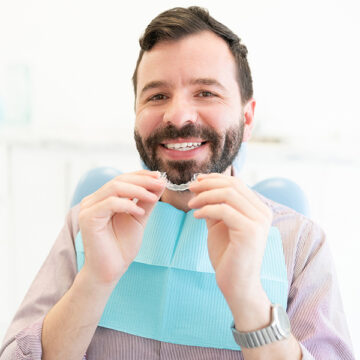 What Are the Primary Benefits of Choosing Invisalign Over Traditional Braces?