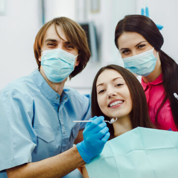 When Should a Tooth Be Extracted? Key Signs and Reasons for Tooth Extraction