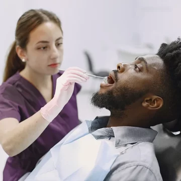 Why Regular Dental Checkups Can Help You Avoid Major Restorative Treatment